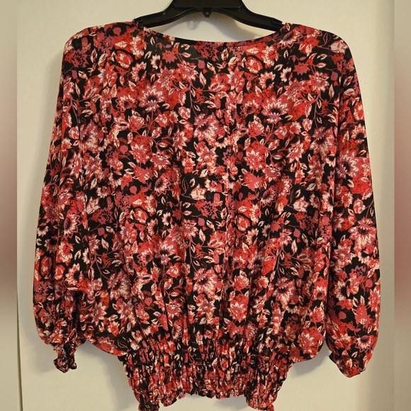 Vince Camuto Floral Blouse - Red and Black - Picture 4 of 6